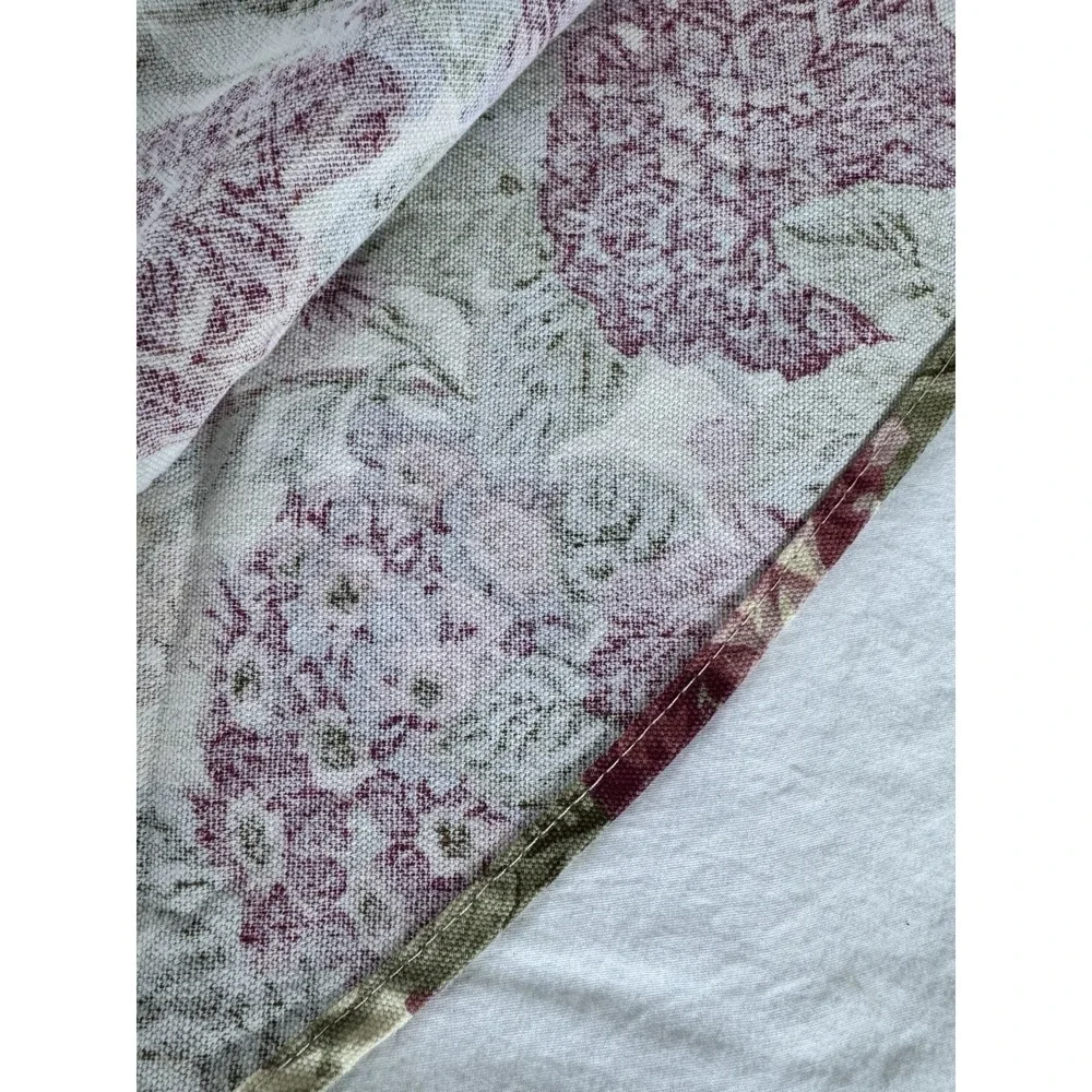 VTG Chaps Home Ralph Lauren Floral Tablecloth 58X98 Oblong Rose CottageCore EUC